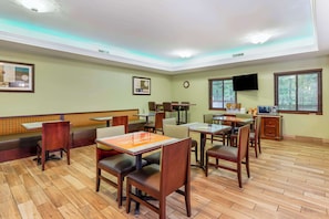 Free continental breakfast
