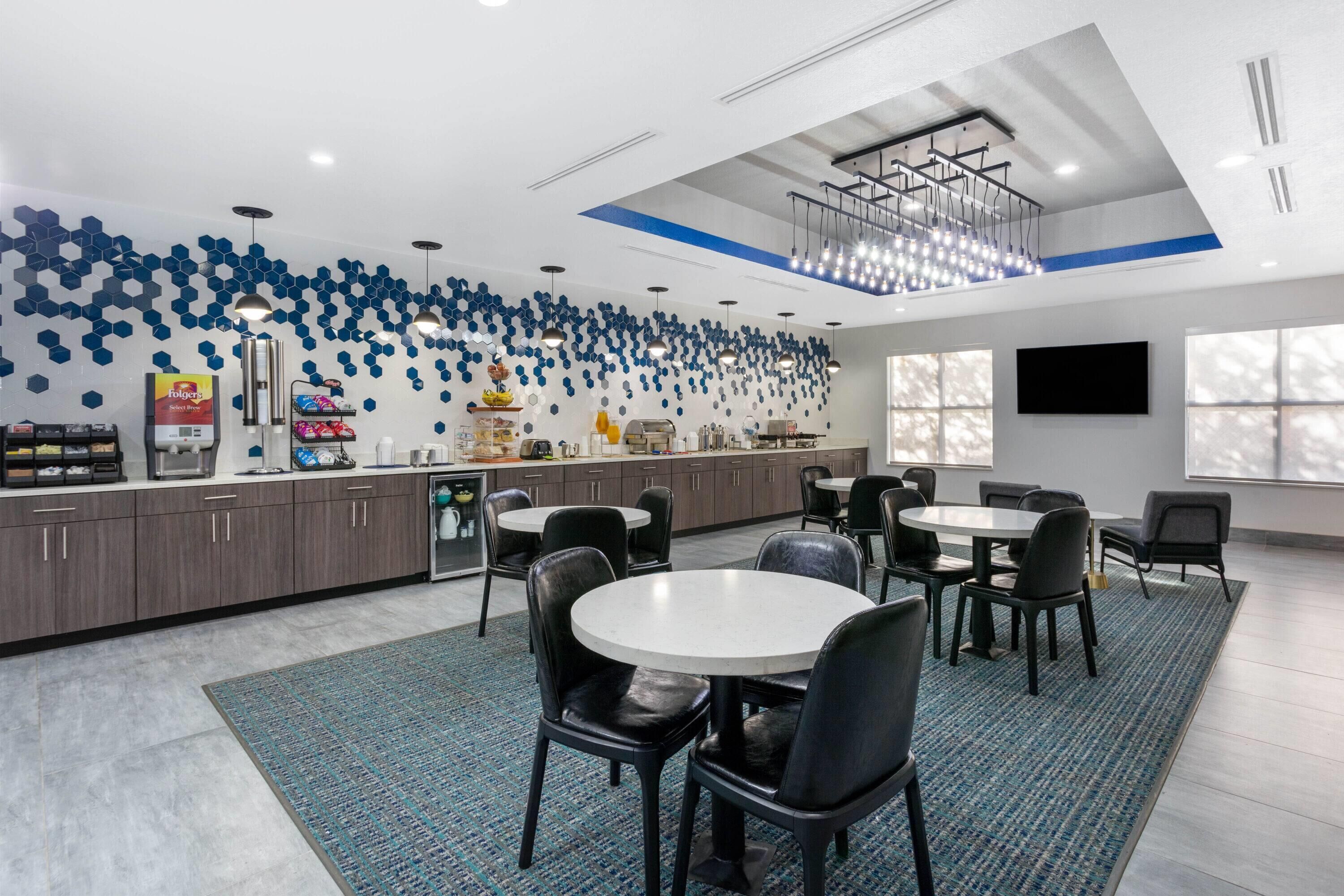 Foto - La Quinta Inn & Suites by Wyndham Tampa Central