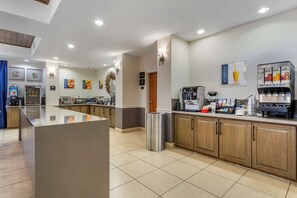 Desayuno buffet incluido todos los días