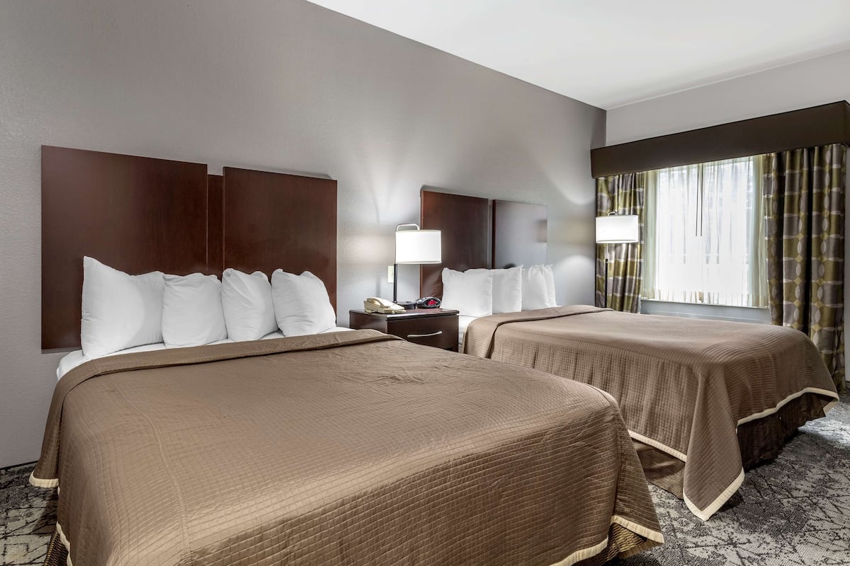 standard room, 2 queen beds, accessible, bathtub | desk, iron/ironing board, free wifi, bed sheets