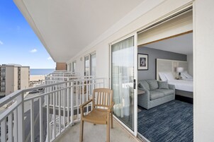 Single Room, Balcony, Partial Ocean View | Balcony