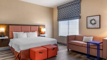 Habitación, 1 cama King size (Study) | Área de sala de estar | Televisión de pantalla plana