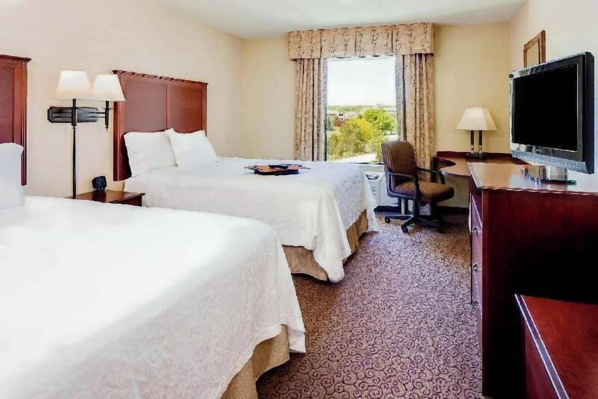 Premium bedding, Tempur-Pedic beds, individually decorated