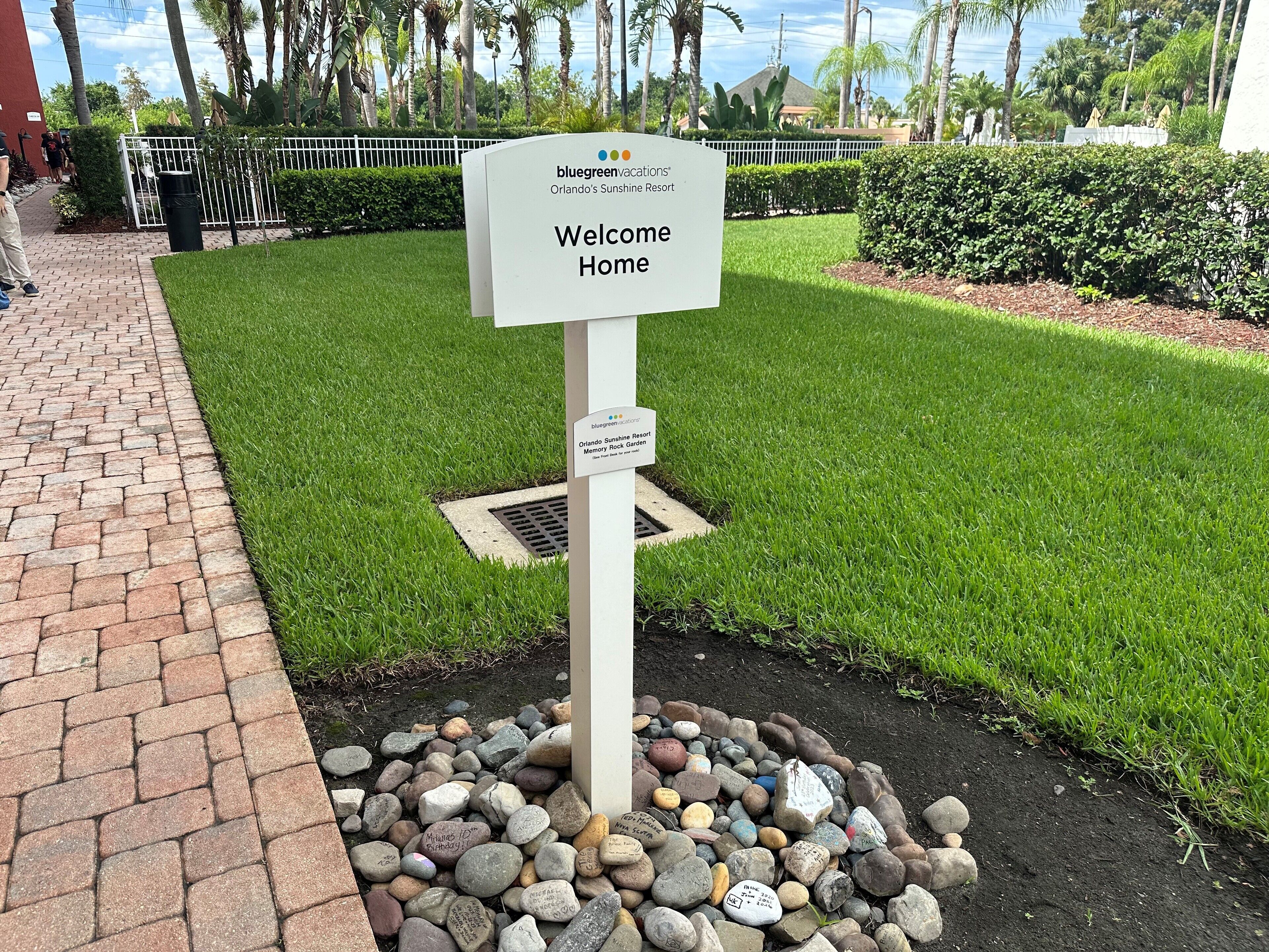 A welcome sign at Bluegreen Vacations' Orlando Sunshine Resort.