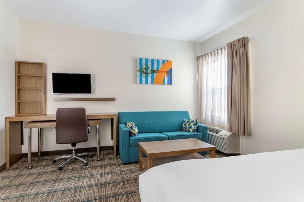 Premium bedding, individually furnished, desk, free WiFi