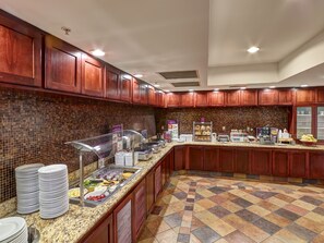 Free daily buffet breakfast 