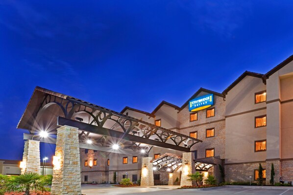 Exterior - Staybridge Suites DFW Airport North by IHG (Irving)