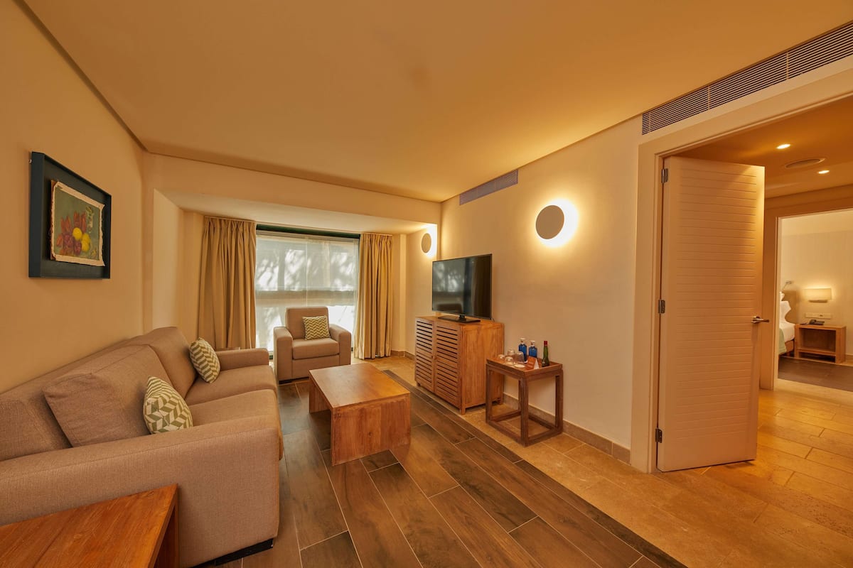 1 habitación, ropa de cama de alta calidad y minibar