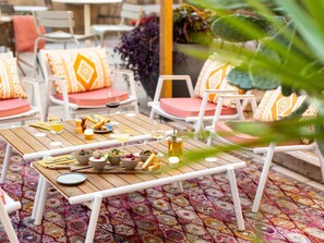 Bar (en la propiedad)