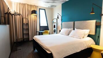 Standaard kamer, 1 tweepersoonsbed | Luxe beddengoed, een bureau, verduisterende gordijnen