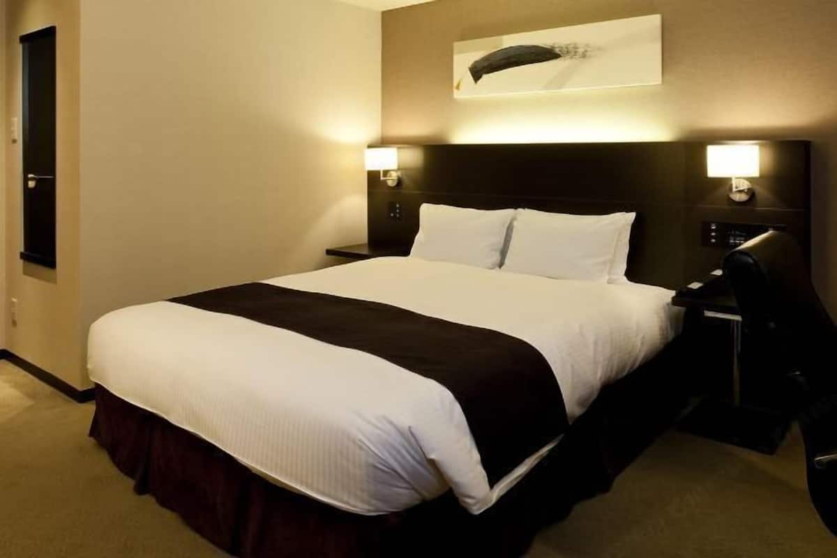 Down comforters, individually furnished, blackout drapes, free WiFi