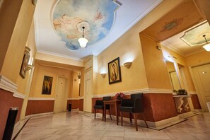Hallway - Exis Boutique Hotel (Athens)