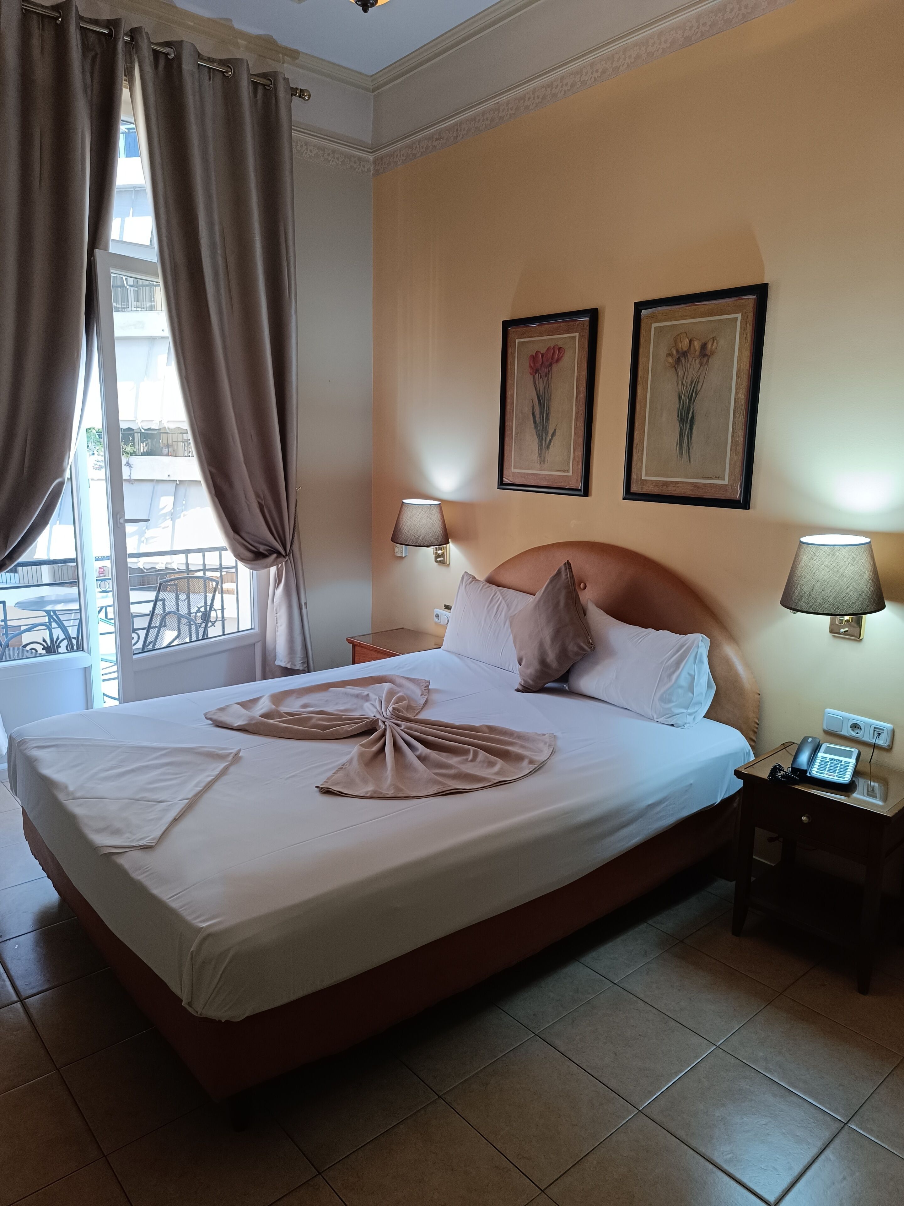 Standard Double Room | Desk, iron/ironing board, free cots/infant beds, free WiFi