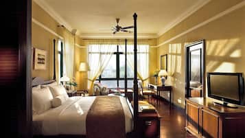 1 bedroom, minibar, in-room safe, desk