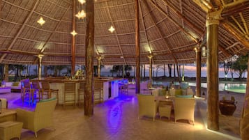 Poolbar