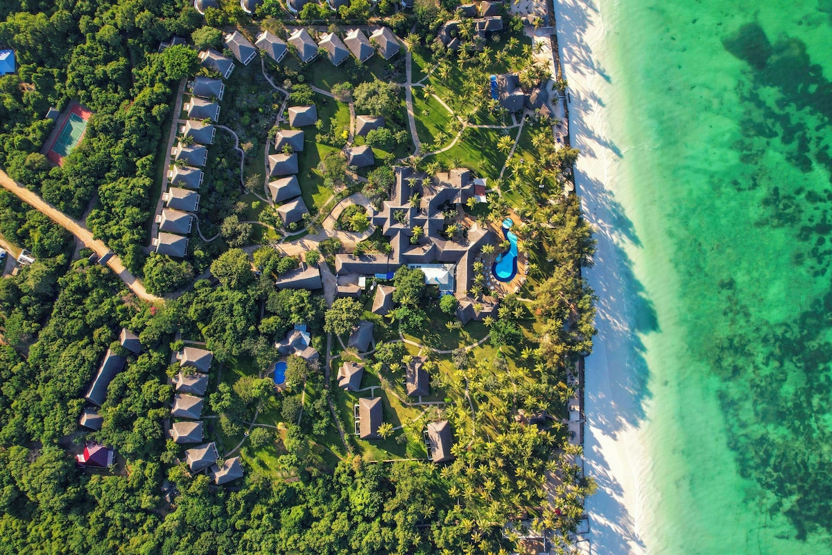 Bluebay Beach Resort & Spa – hotel photo