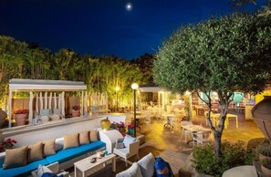 Ilmainen päivittäinen buffetaamiainen