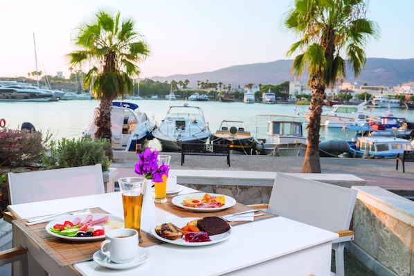 Restaurant - Kosta Palace (Kos)