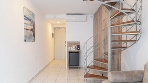 Superior Loft | 房內夾萬、免費嬰兒床、免費 Wi-Fi、床單