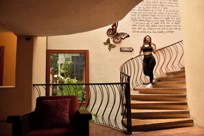 Staircase - Hotel Mansion del Valle (San Cristóbal de las Casas)