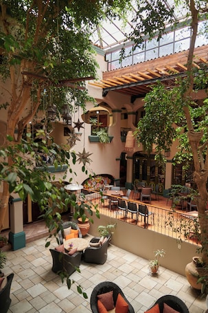 Terrace/patio. Hotel Mansion del Valle