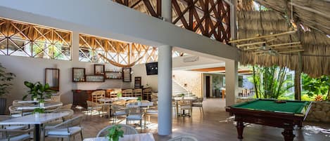 Snack-bar