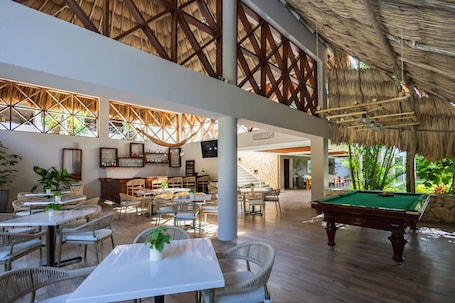 Snack bar