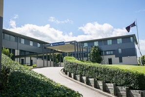 ด้านหน้าที่พัก