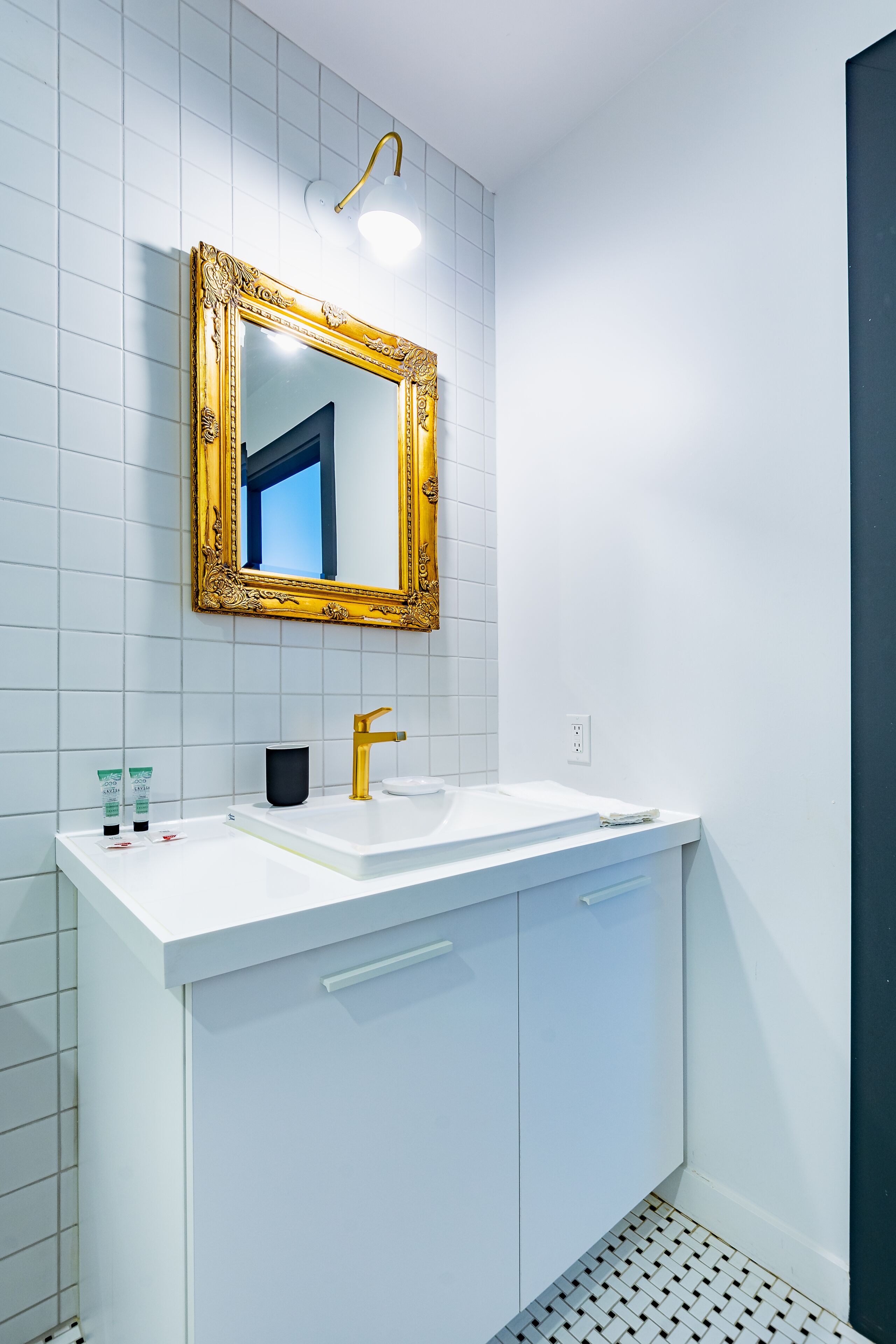 room, 1 queen bed | bathroom | shower, rainfall showerhead, free toiletries, hair dryer