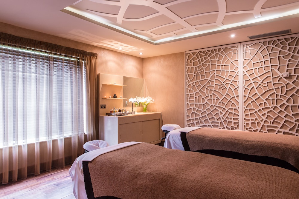 Lough Eske Castle by null