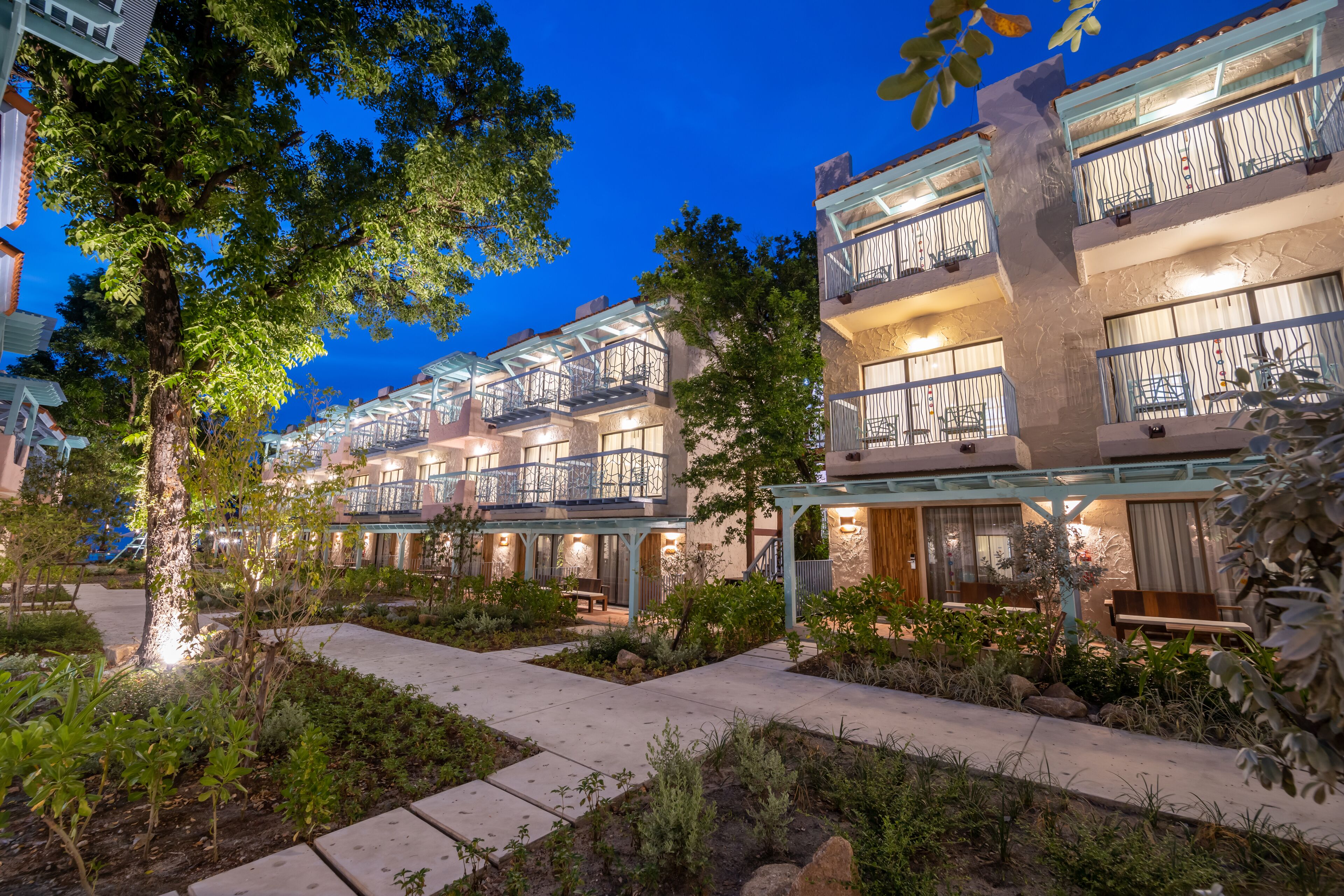 المنشأة من الخارج