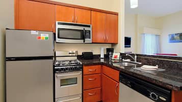 Suite, 2 Bedrooms | Premium bedding, desk, blackout drapes, iron/ironing board