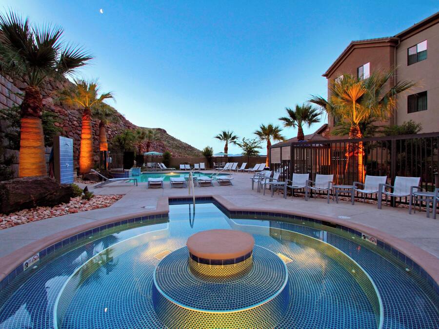 Seasonal outdoor pool, open 8:00 AM to 11 PM, pool umbrellas