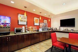 Free daily continental breakfast - TownePlace Suites by Marriott St. George (St. George)