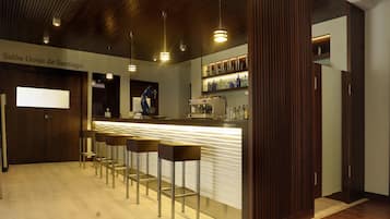 Bar (en el alojamiento)