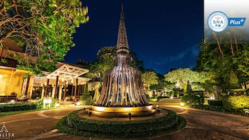 Front of property - evening/night