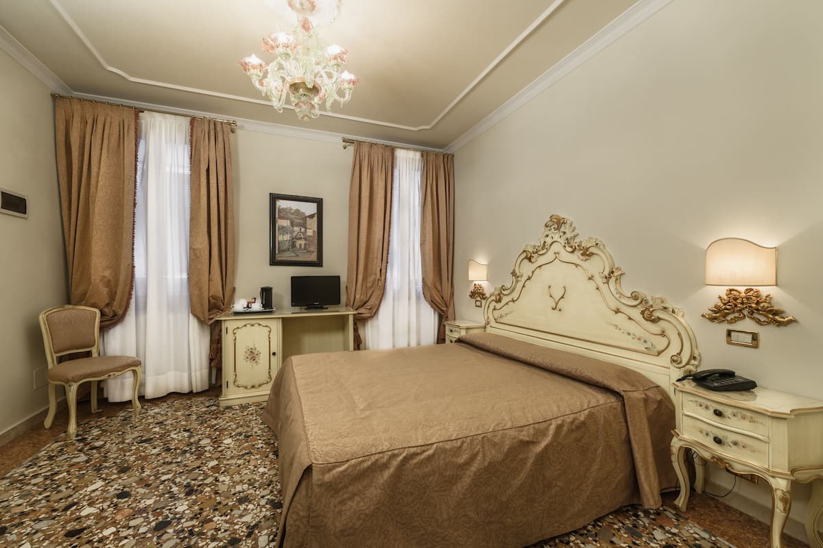 Doppel- oder Zweibettzimmer, Annex | Hochwertige Bettwaren, Minibar, Zimmersafe, schallisolierte Zimmer
