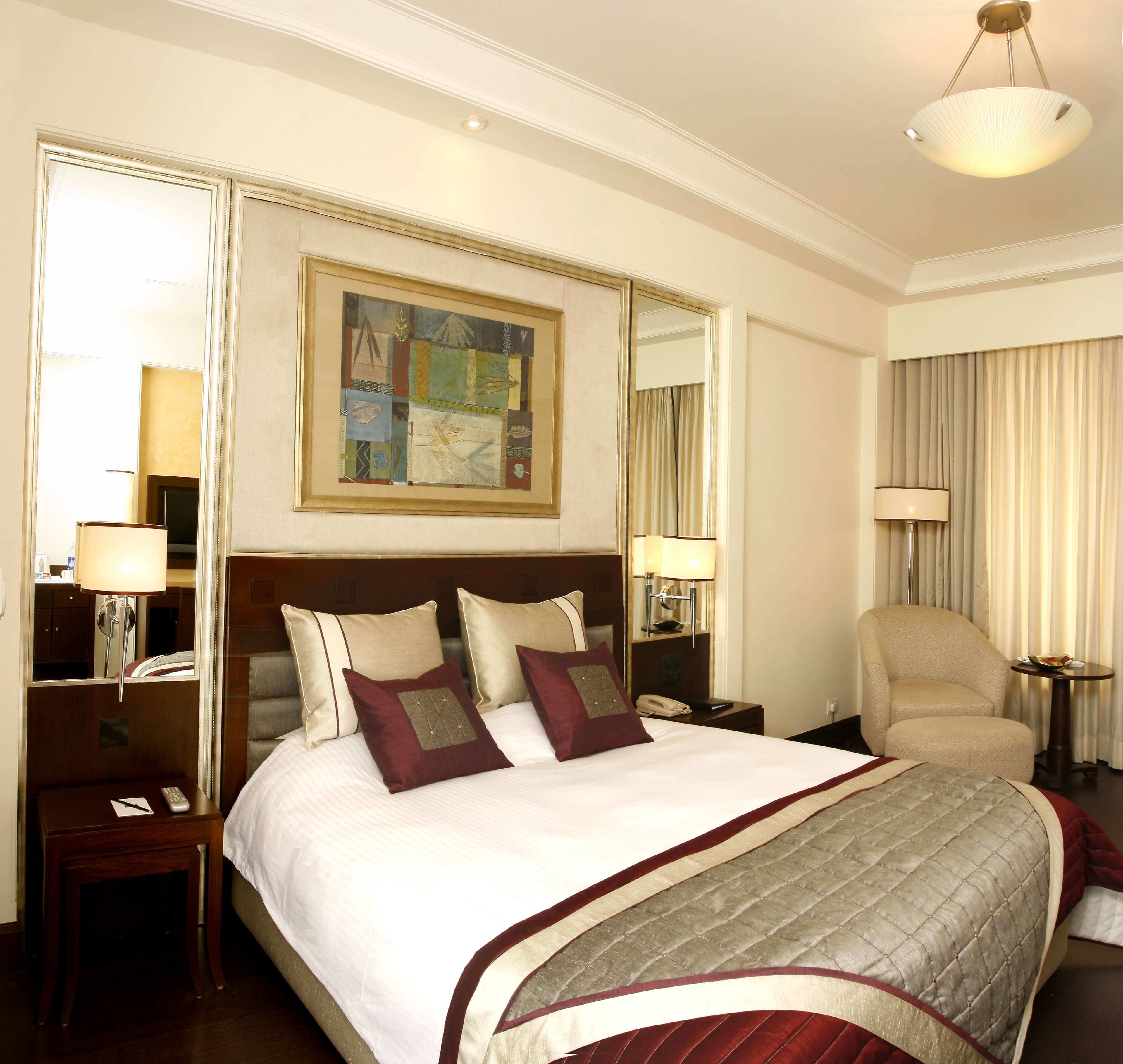 minibar, in-room safe, desk, free wifi