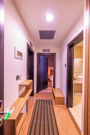 Minibar, in-room safe, iron/ironing board, WiFi