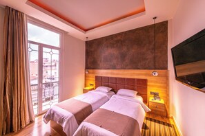 Minibar, in-room safe, iron/ironing board, WiFi