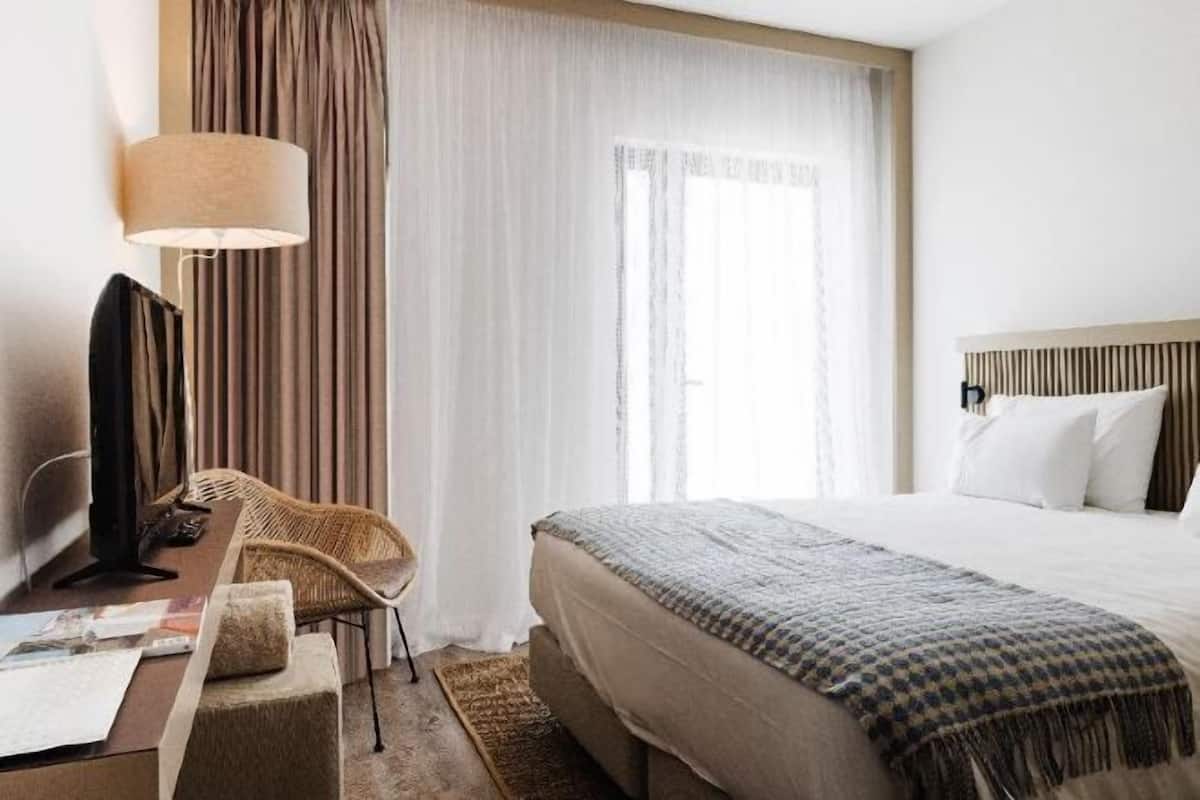 Sábanas de algodón egipcio, ropa de cama de alta calidad y minibar