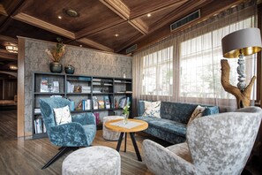 Lobby - Taubers Unterwirt (Velturno)