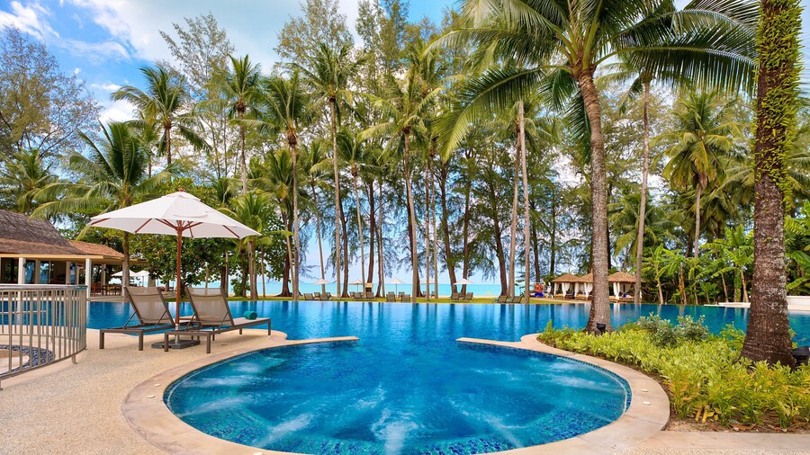 OUTRIGGER Khao Lak Beach Resort