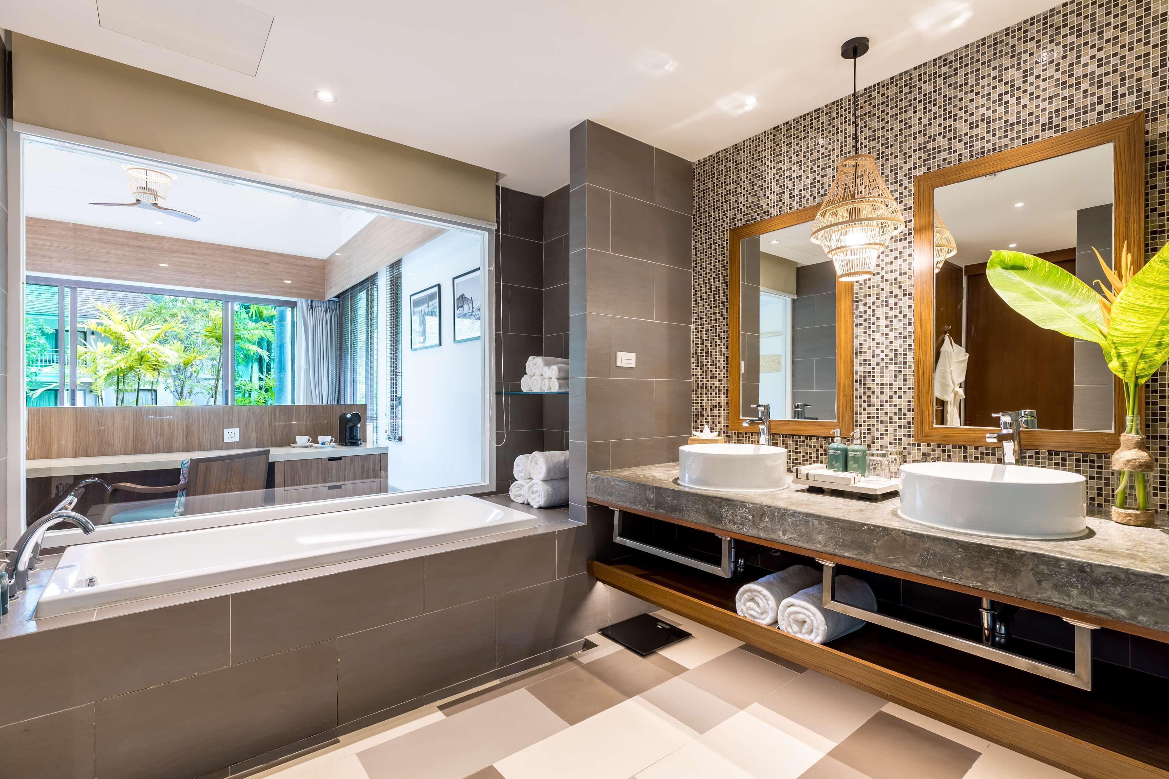 villa, 1 king bed (garden) | bathroom | shower, free toiletries, hair dryer, bathrobes