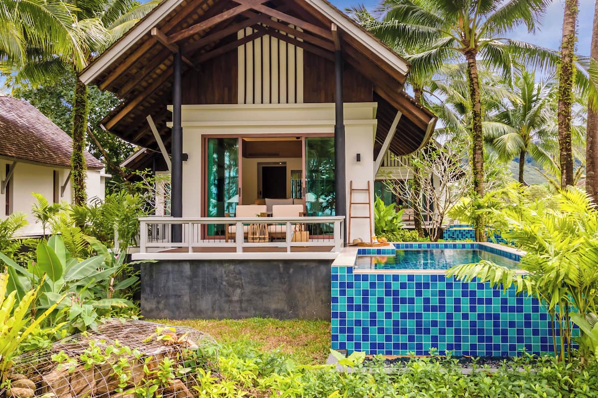 Villa, 1 King Bed (Pool) | 1 bedroom, in-room safe, laptop workspace, blackout drapes