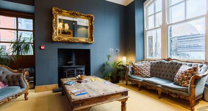 Jolyon's Boutique Hotel