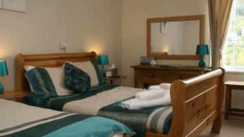 Standard Double Room | Iron/ironing board, free WiFi, bed sheets