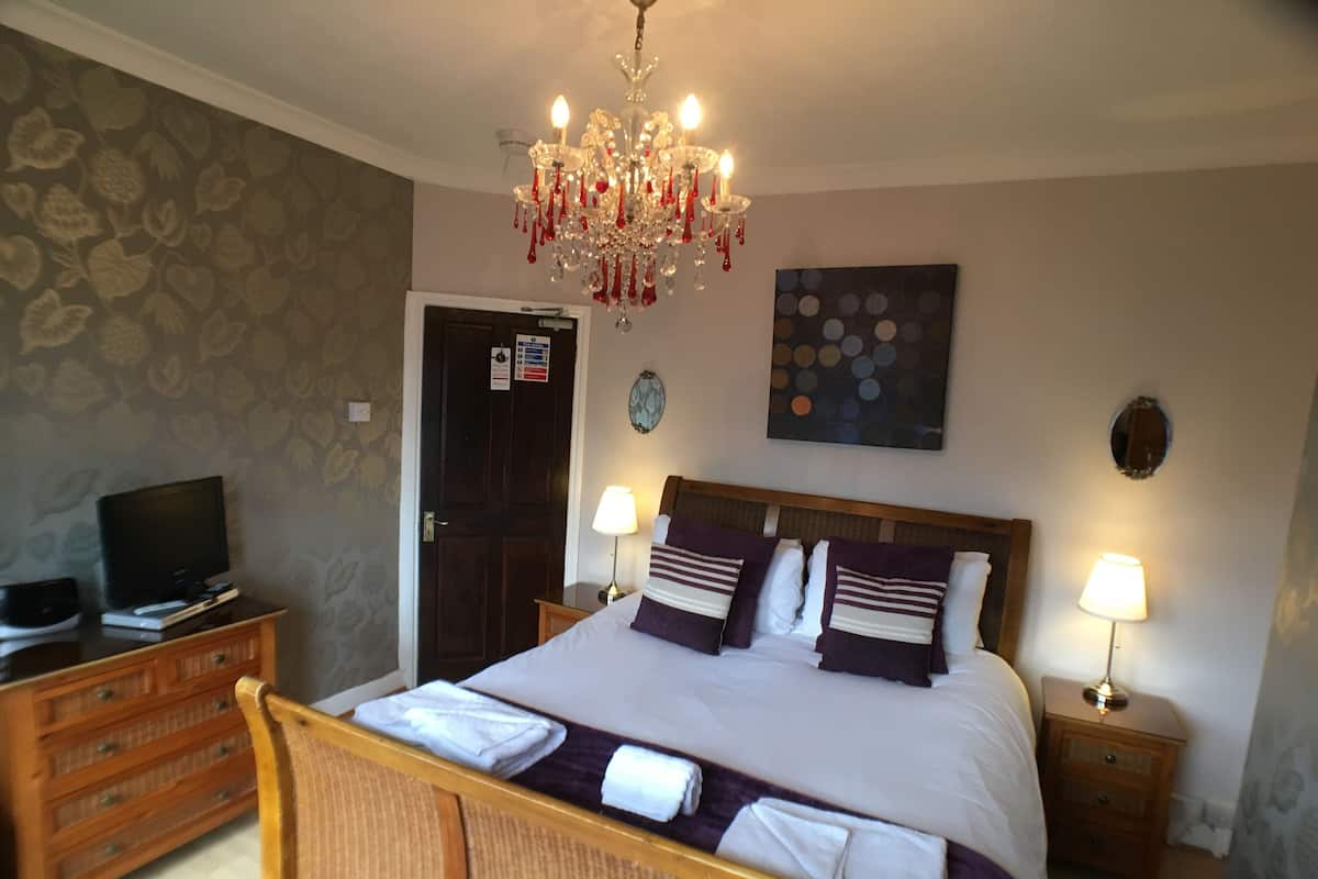 Quarto casal, banheiro compartilhado | Roupas de cama de algodão egípcio, individualmente decorados