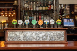 Bar (on property) - Killarney Heights Hotel (Killarney)