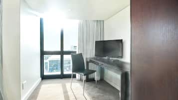 Presidential Penthouse, 2 Bedrooms (10) | Premium bedding, down duvets, pillow-top beds, in-room safe
